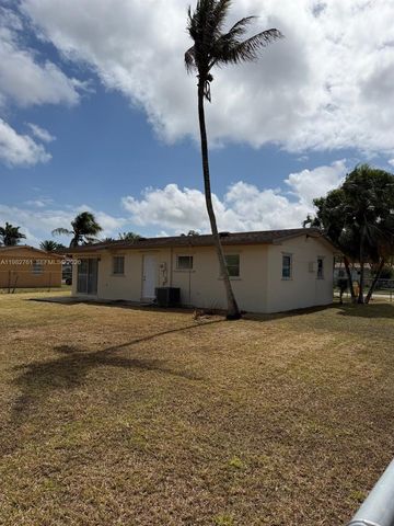 14865 SW 302nd St, Homestead, FL 33033