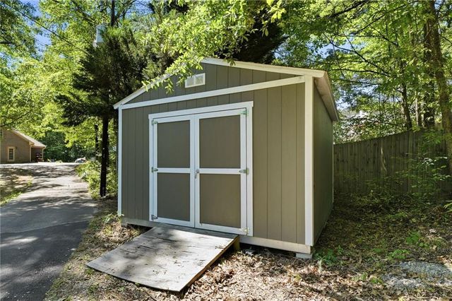 2737 John Petree Road, Powder Springs, GA 30127