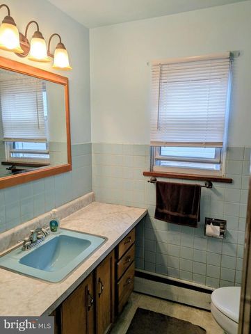 158 RIDGE BLVD, Brookhaven, PA 19015