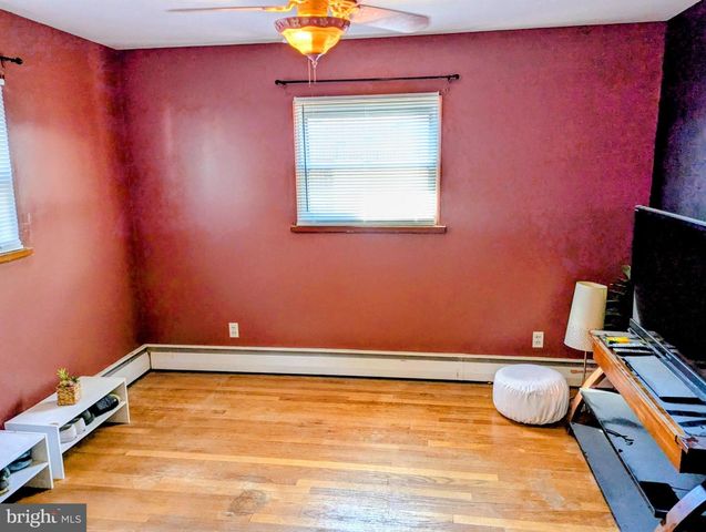 158 RIDGE BLVD, Brookhaven, PA 19015