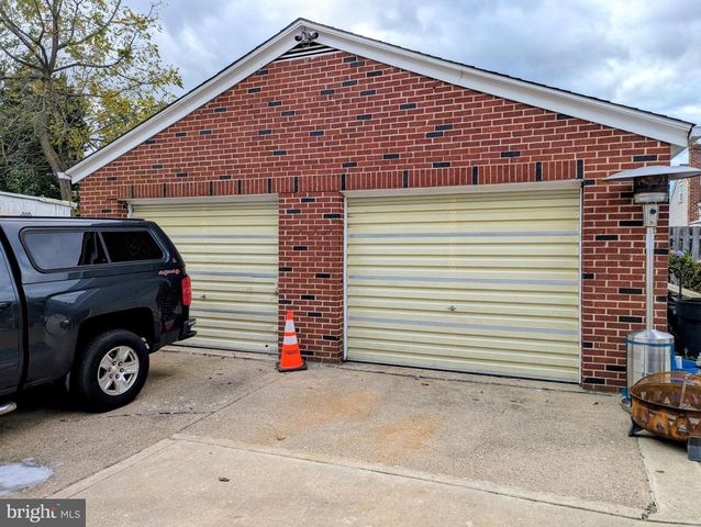 158 RIDGE BLVD, Brookhaven, PA 19015