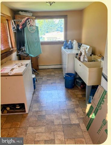 158 RIDGE BLVD, Brookhaven, PA 19015