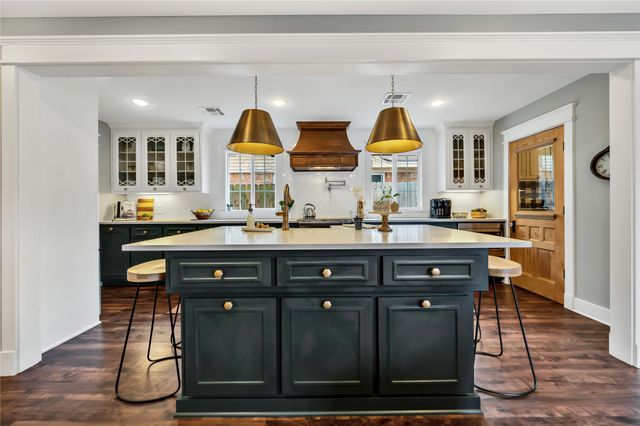 808 N 65th Street, Waco, TX 76710