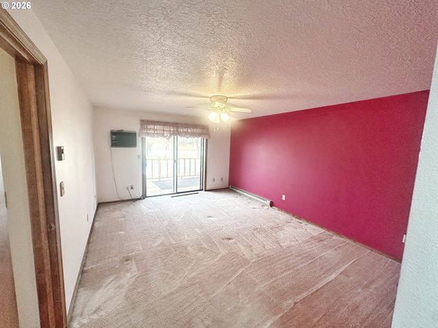 10710 S MCALISTER Rd, Island City, OR 97850