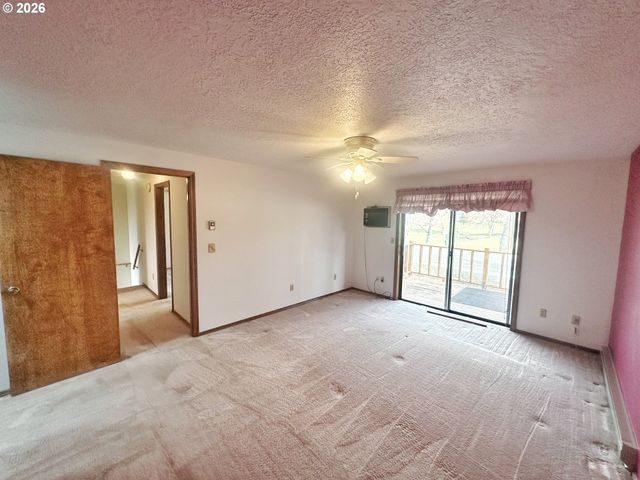 10710 S MCALISTER Rd, Island City, OR 97850