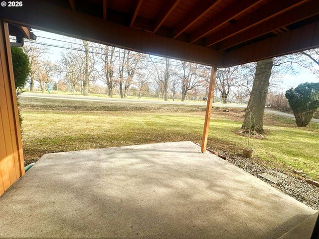 10710 S MCALISTER Rd, Island City, OR 97850