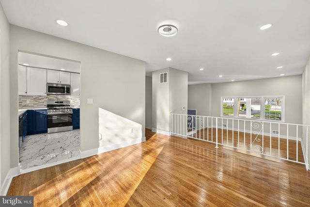 641 YDV-HAM SQUARE, Hamilton, NJ 08691