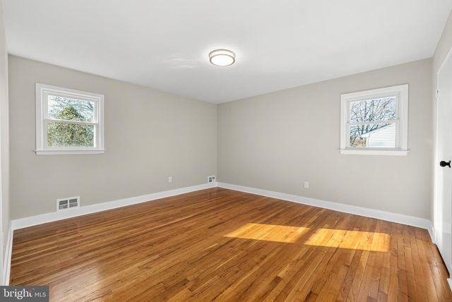 641 YDV-HAM SQUARE, Hamilton, NJ 08691