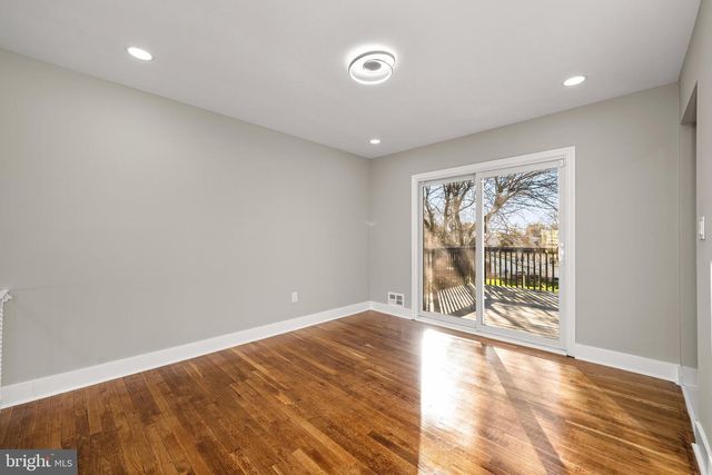 641 YDV-HAM SQUARE, Hamilton, NJ 08691