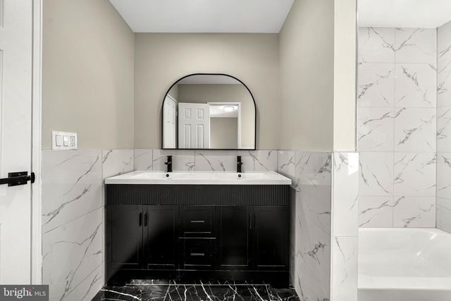 641 YDV-HAM SQUARE, Hamilton, NJ 08691