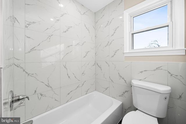 641 YDV-HAM SQUARE, Hamilton, NJ 08691
