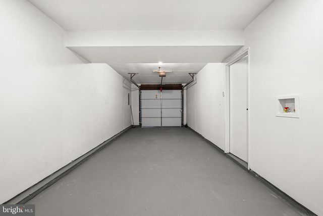641 YDV-HAM SQUARE, Hamilton, NJ 08691