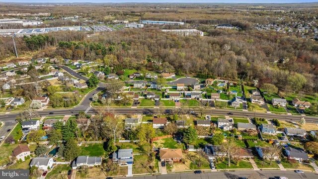 641 YDV-HAM SQUARE, Hamilton, NJ 08691