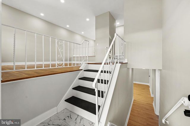 641 YDV-HAM SQUARE, Hamilton, NJ 08691