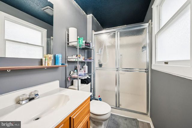 1110 POPE ST, Burlington, NJ 08016