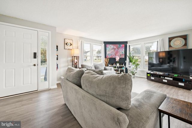 1110 POPE ST, Burlington, NJ 08016