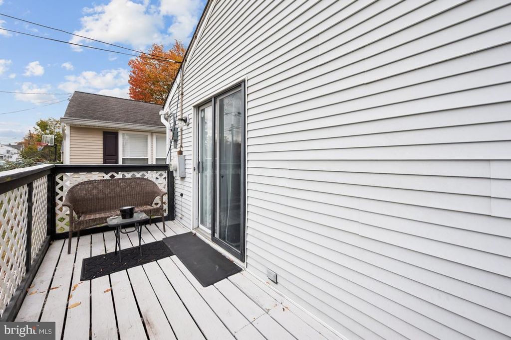 Image 24 of property listing at 1110 POPE ST, Burlington, NJ 08016