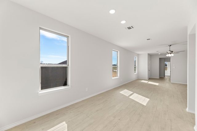 8216 Kingfisher Road, Aubrey, TX 76227