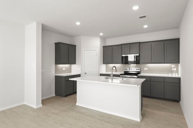 8216 Kingfisher Road, Aubrey, TX 76227