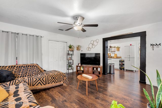 5163 DELPHIN Lane, Jacksonville, FL 32244