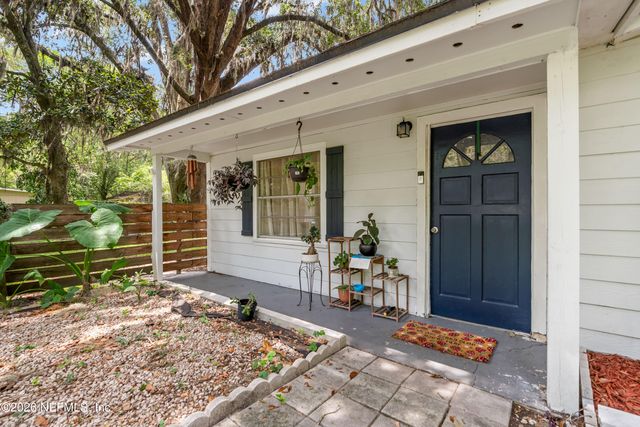 5163 DELPHIN Lane, Jacksonville, FL 32244