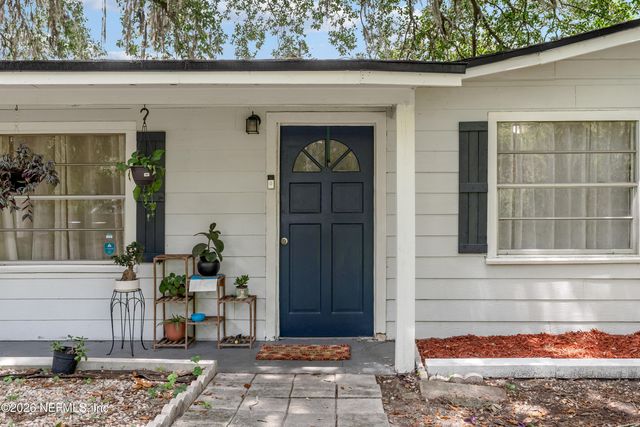 5163 DELPHIN Lane, Jacksonville, FL 32244