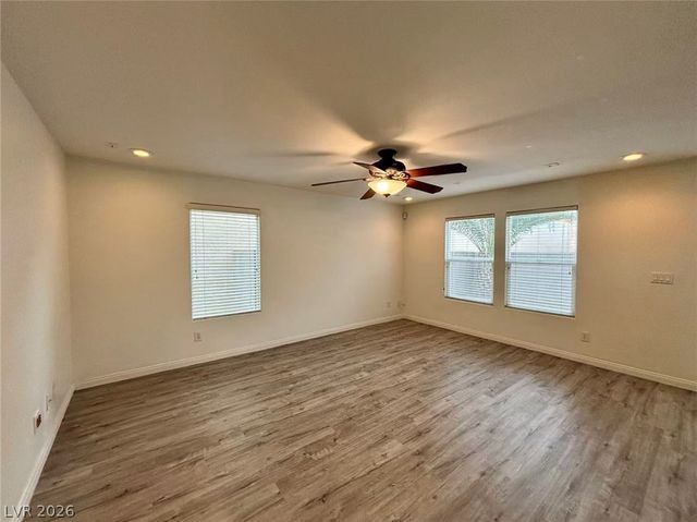 9502 Vast Valley Avenue, Las Vegas, NV 89148