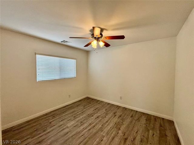 9502 Vast Valley Avenue, Las Vegas, NV 89148