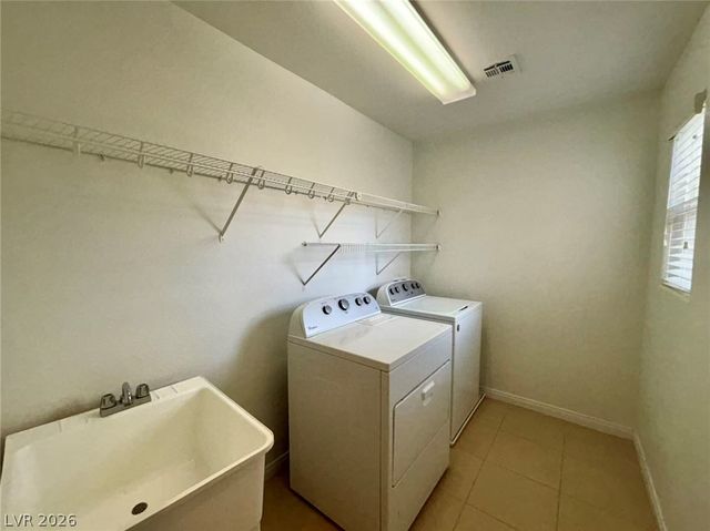 9502 Vast Valley Avenue, Las Vegas, NV 89148