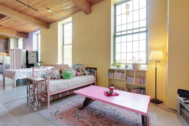 35 Riverwalk Way R222, Lowell, MA 01854