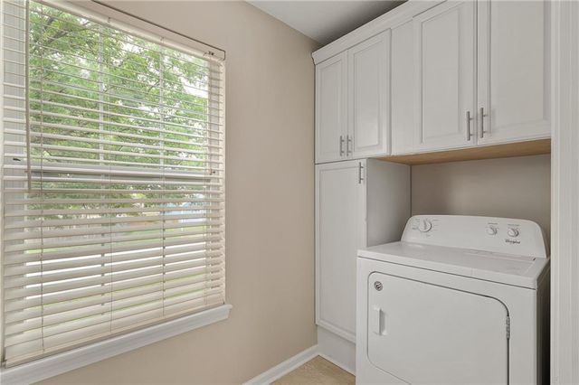 1005 SE 11th Street, Lee's Summit, MO 64081