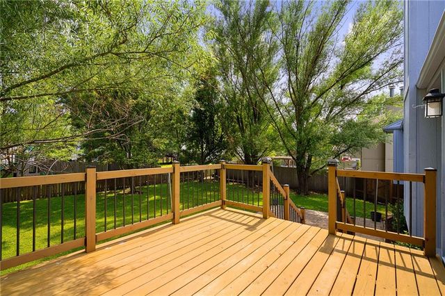 1005 SE 11th Street, Lee's Summit, MO 64081