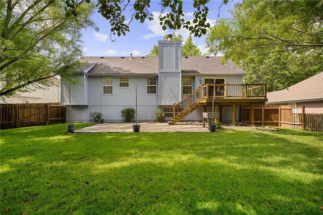 1005 SE 11th Street, Lee's Summit, MO 64081