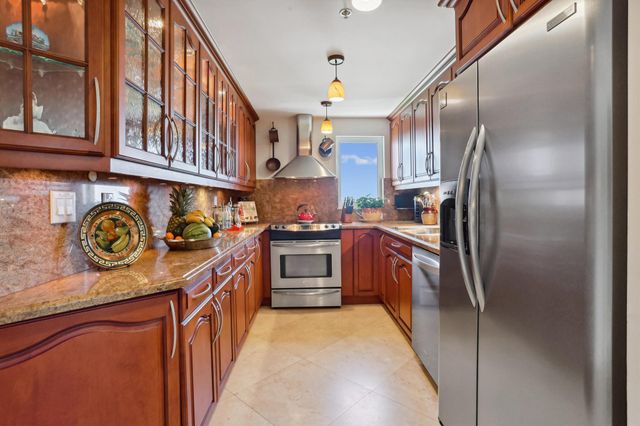 3301 S Ocean Boulevard 109, Highland Beach, FL 33487