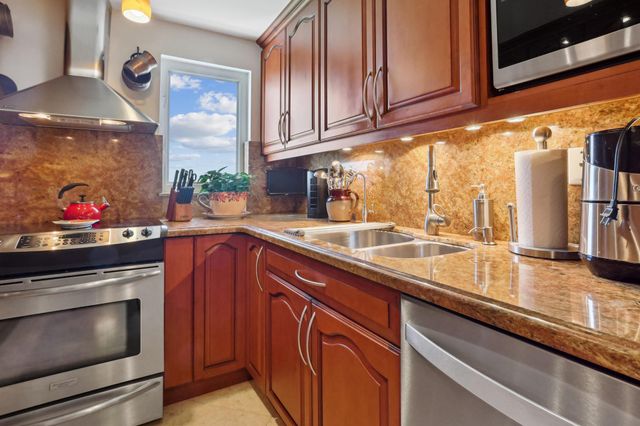 3301 S Ocean Boulevard 109, Highland Beach, FL 33487