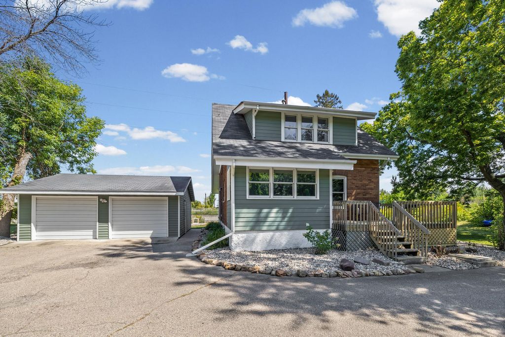 3310 Chaska Boulevard, Chaska, MN 55318 — photo 2