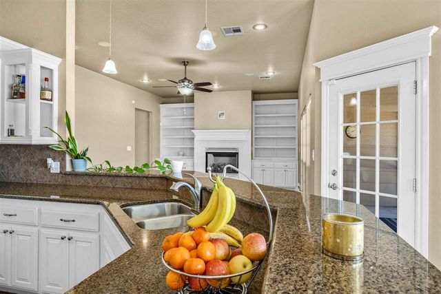 291 NE Coyote Dr, Fletcher, OK 73541