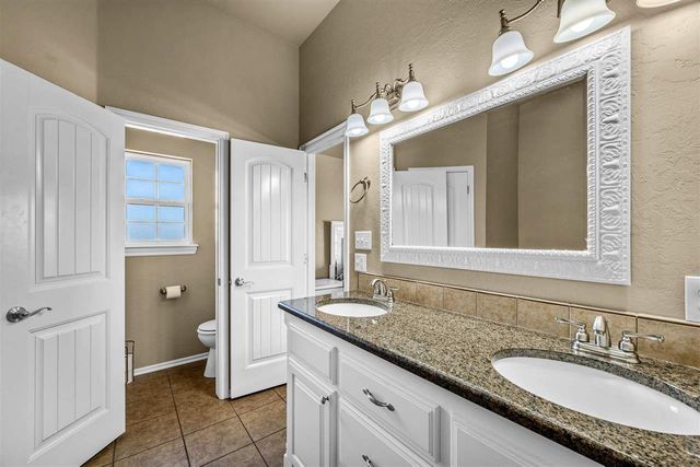 291 NE Coyote Dr, Fletcher, OK 73541