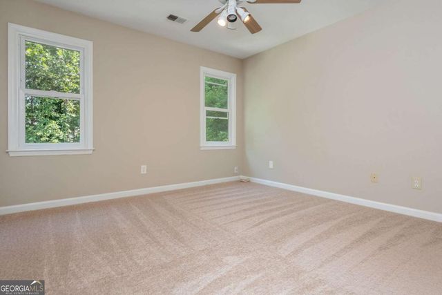 2865 Stoneglen Close, Roswell, GA 30076