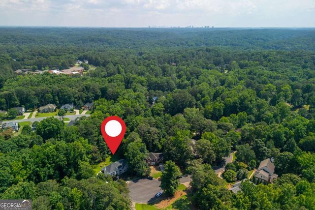 2865 Stoneglen Close, Roswell, GA 30076