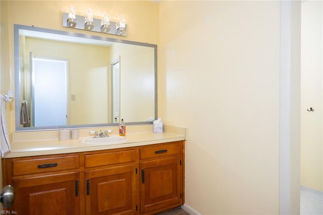 1844 Timberwood LN, Virginia Beach, VA 23454