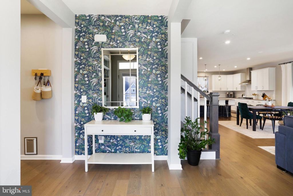 Image 45 of property listing at 1109 SAXTON DR, Frederick, MD 21702