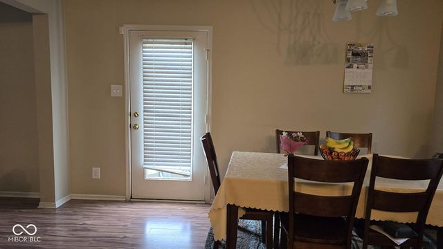 1220 N Aberdeen Drive, Franklin, IN 46131