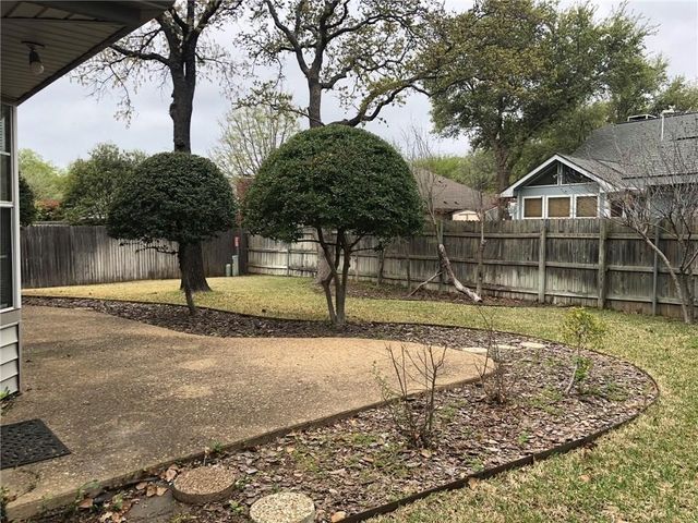 1906 MILL POND, Grapevine, TX 76051