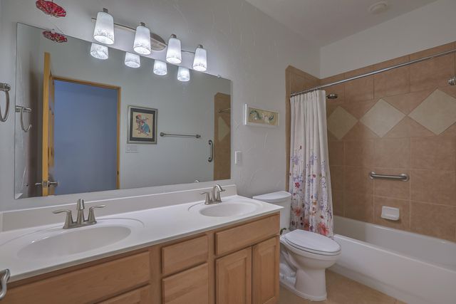 332 Cielito Lindo Place NW, Albuquerque, NM 87114