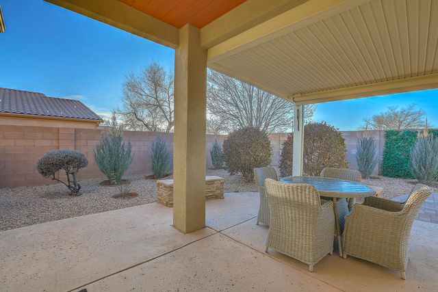 332 Cielito Lindo Place NW, Albuquerque, NM 87114