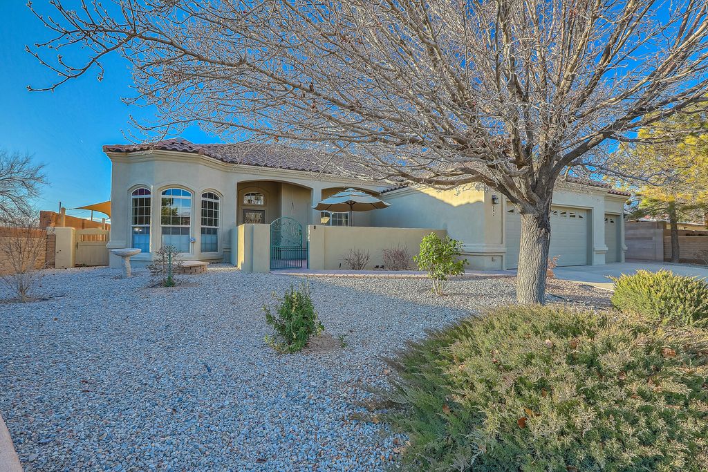 332 Cielito Lindo Place NW, Albuquerque, NM 87114