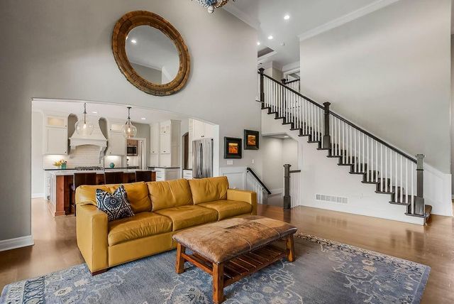 9900 W 152nd Street, Overland Park, KS 66221