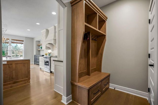 9900 W 152nd Street, Overland Park, KS 66221