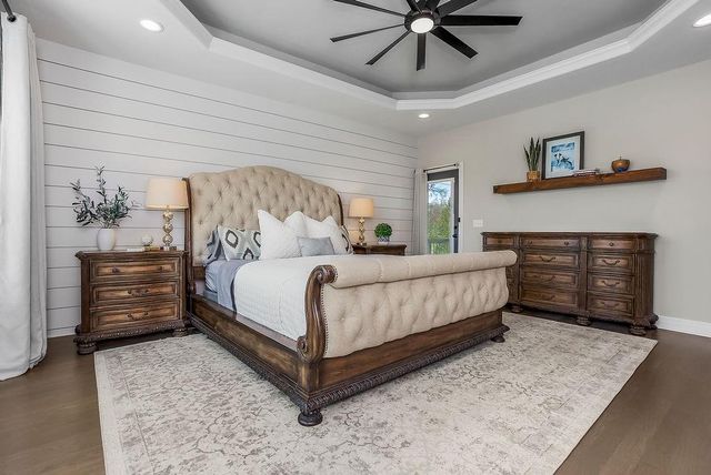 9900 W 152nd Street, Overland Park, KS 66221